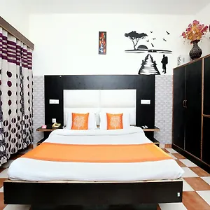 Plaza 7 Hotel